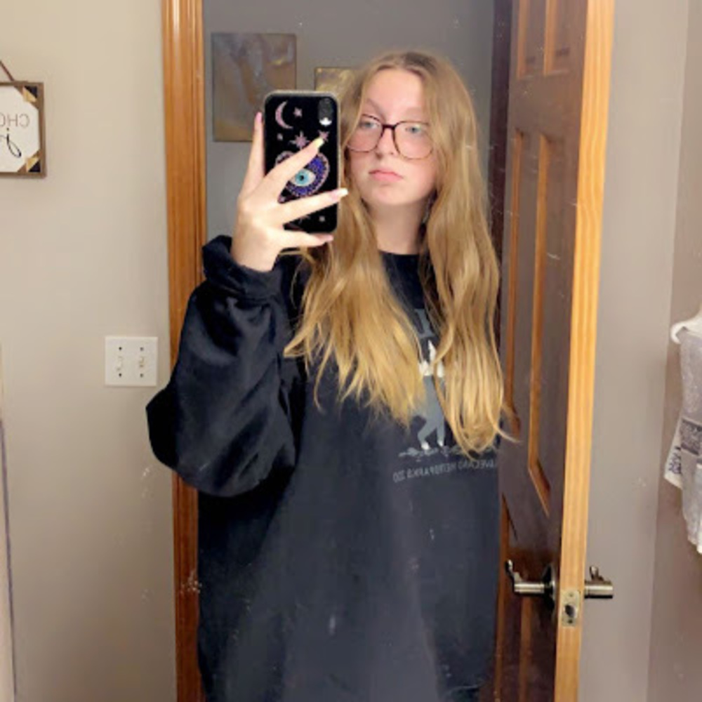 Meet your Posher, Hailey